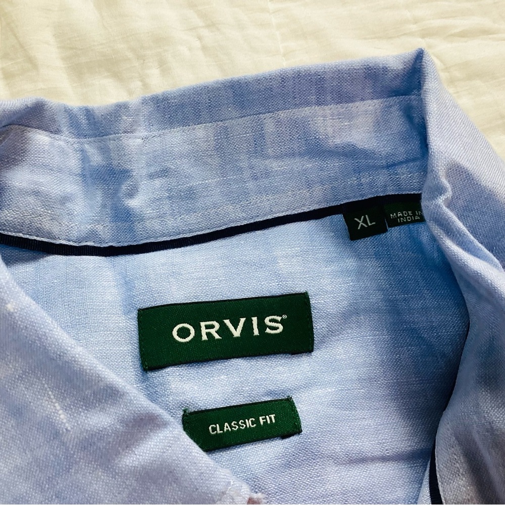 Orvis Men's Classic Fit Light Blue Button-Down Shirt